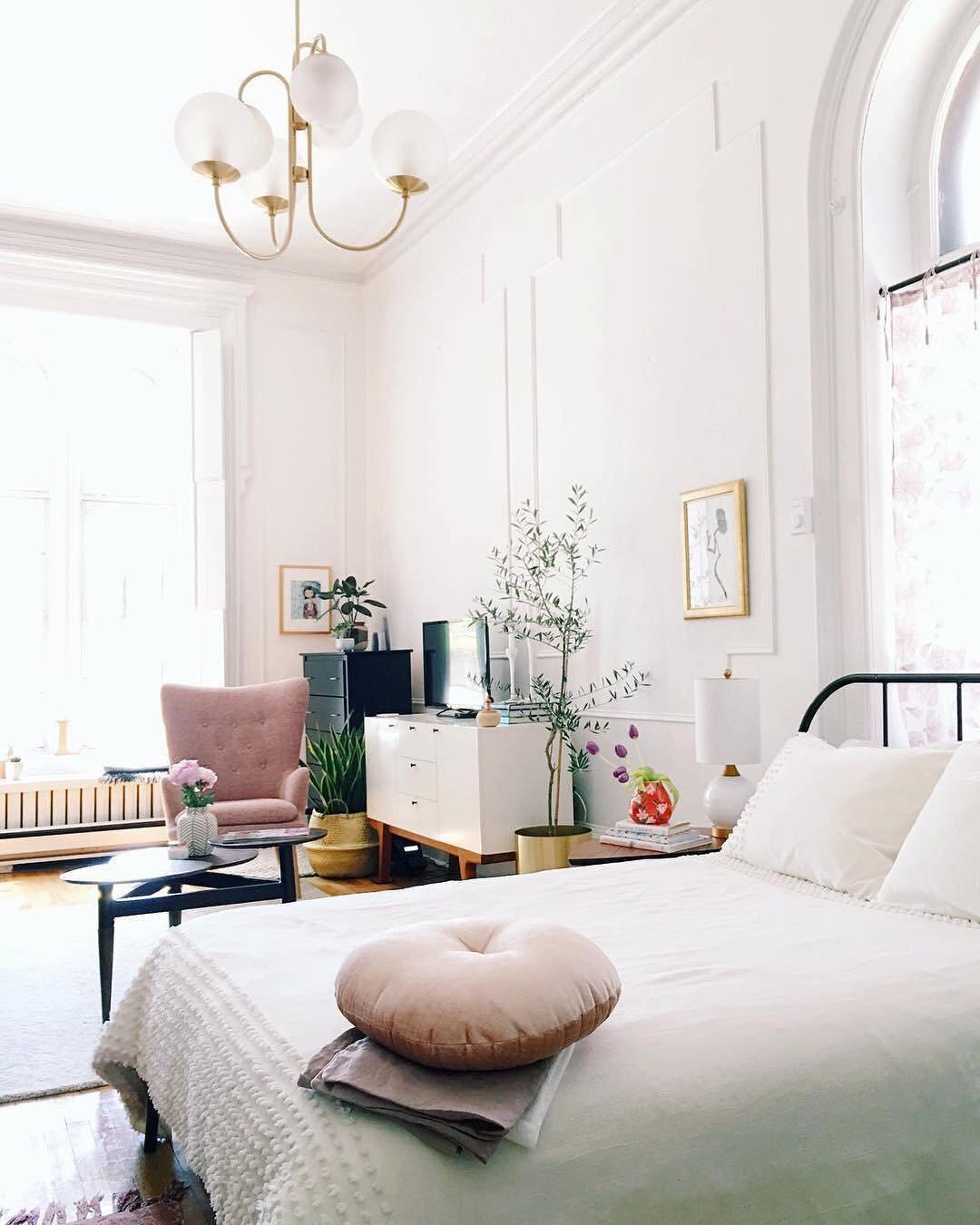 Gooseneck Chandelier 30"