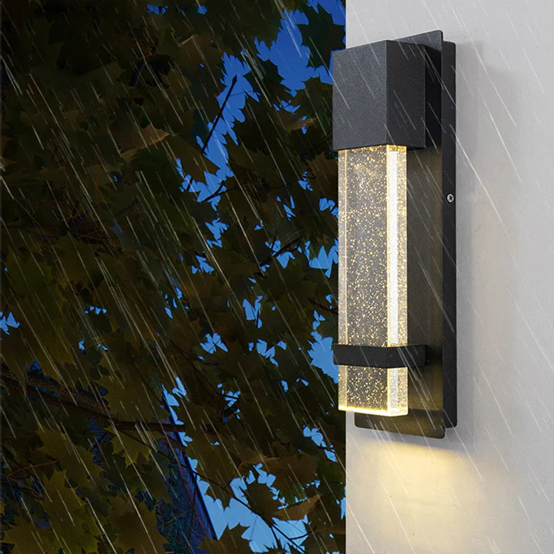 Outdoor LED Wall Lamp with PIR Motion Sensor and IP65 Waterproof Grade