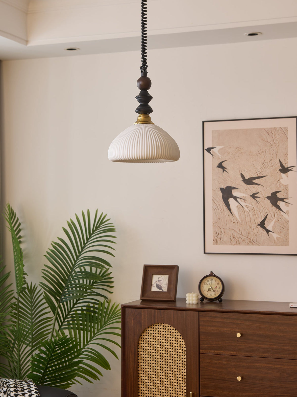 Halcyon Arch Pendant Light