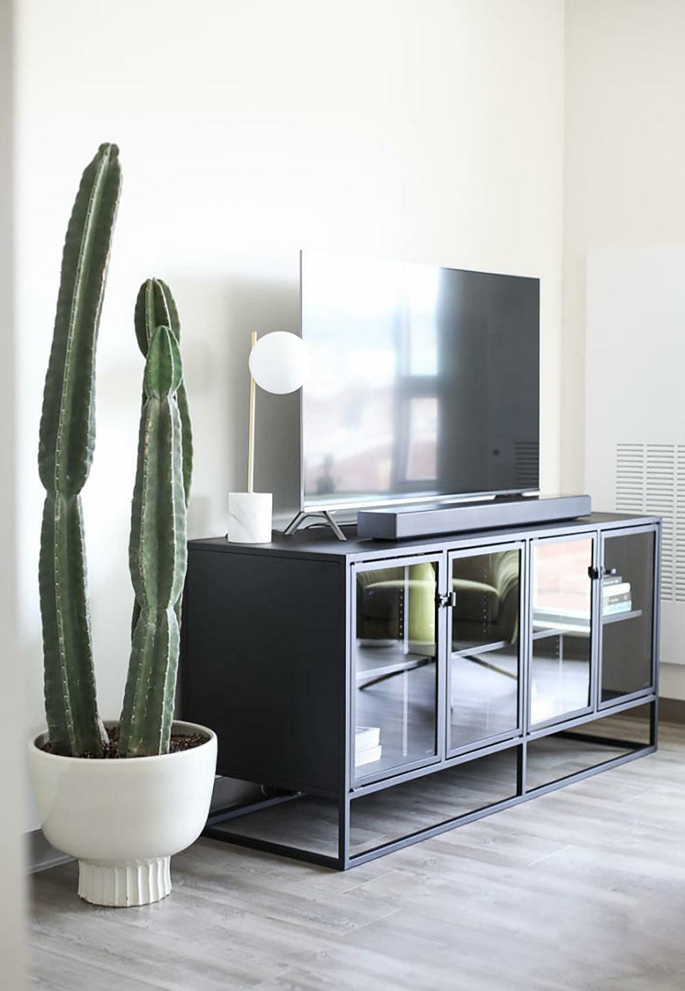 Harper Globe Table Lamp 8.7"