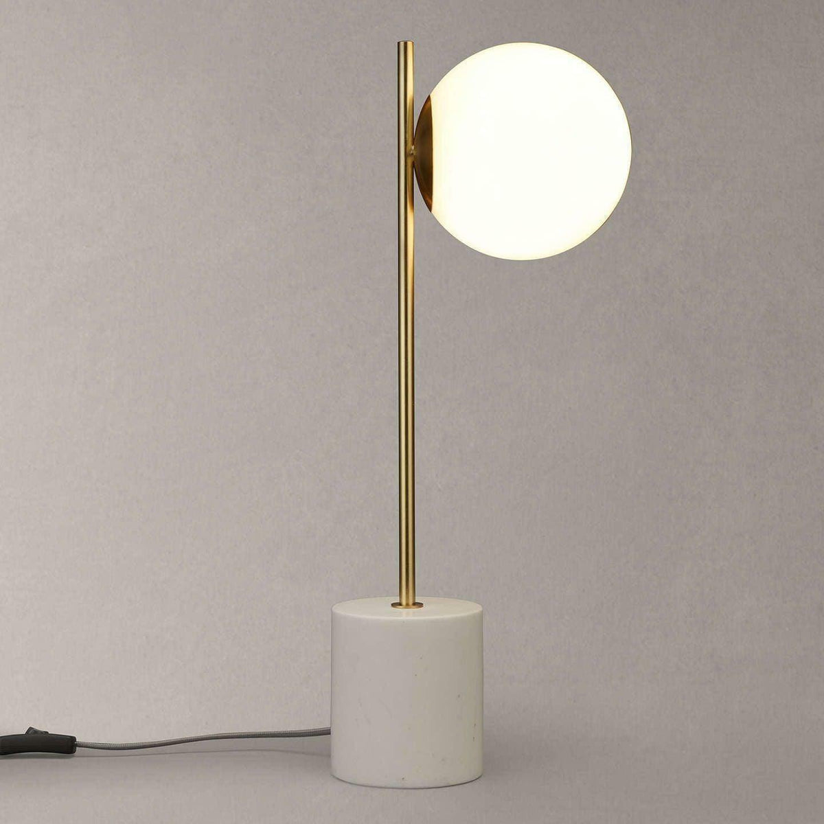 Harper Globe Table Lamp 8.7"