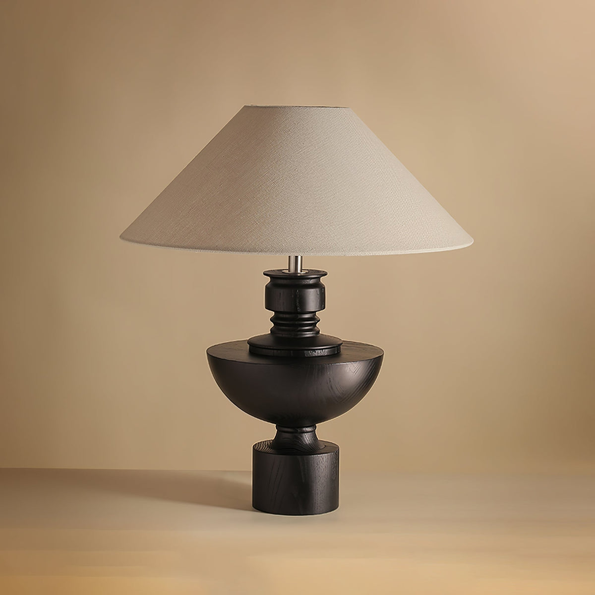 Helios Vase Table Lamp