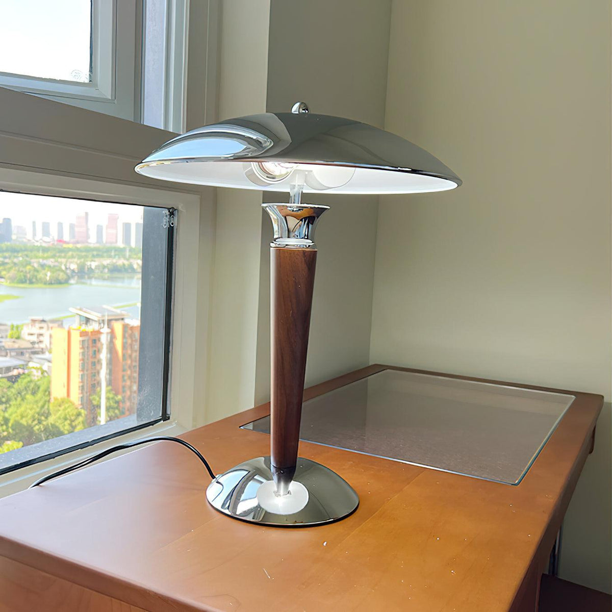 Helmet Table Lamp 11.8"