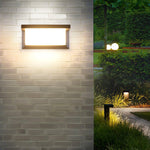 Horizontal LED Outdoor Light