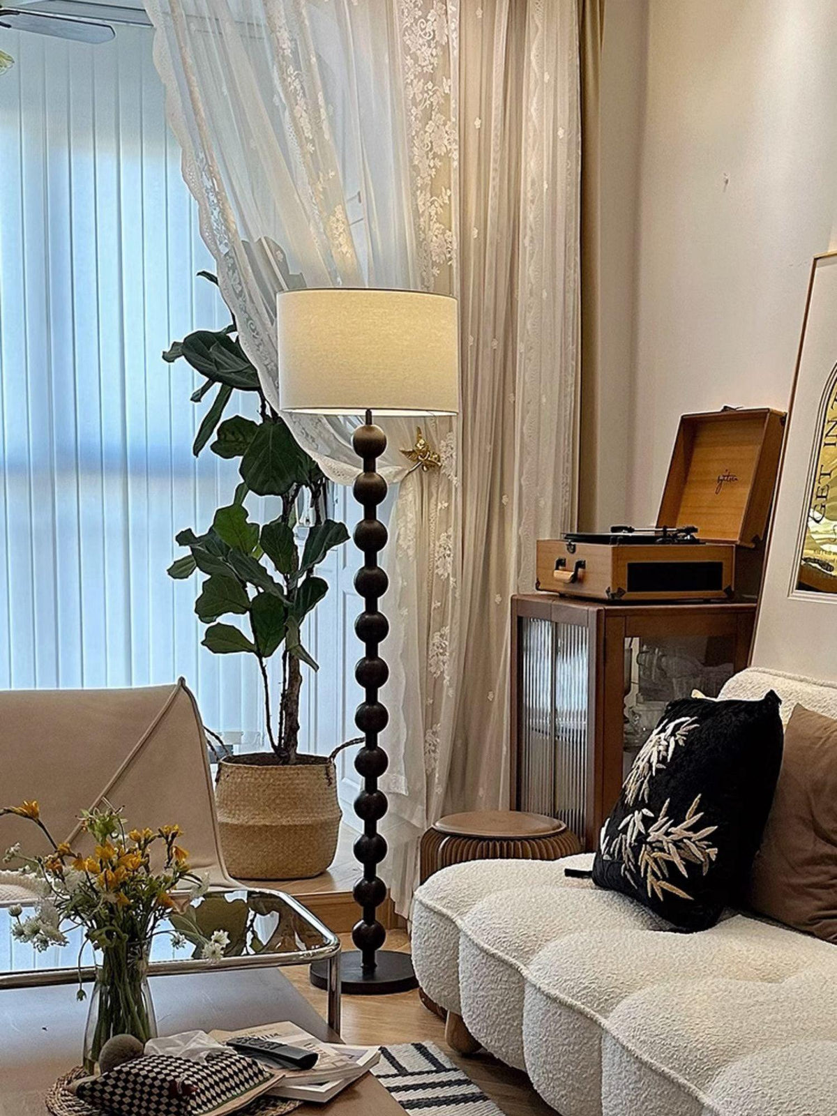 Hugo Barbell Floor Lamp 15.7"