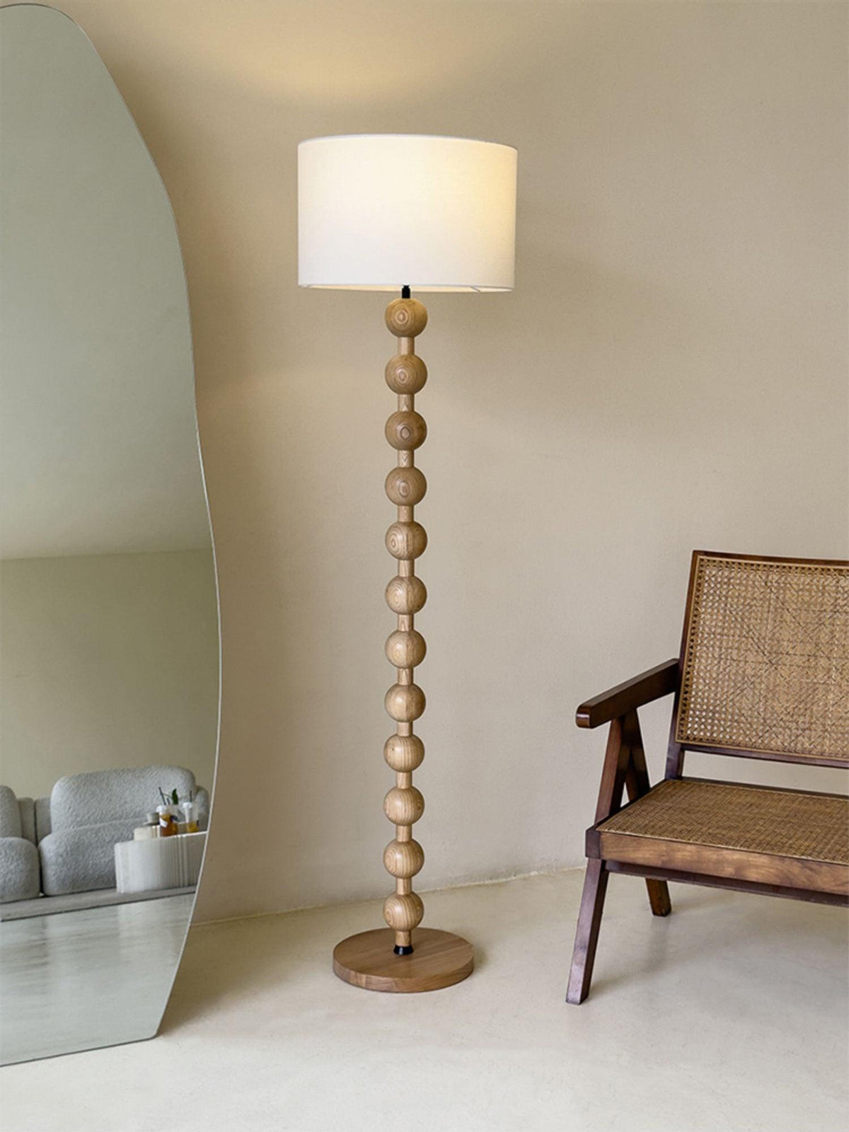 Hugo Barbell Floor Lamp 15.7"