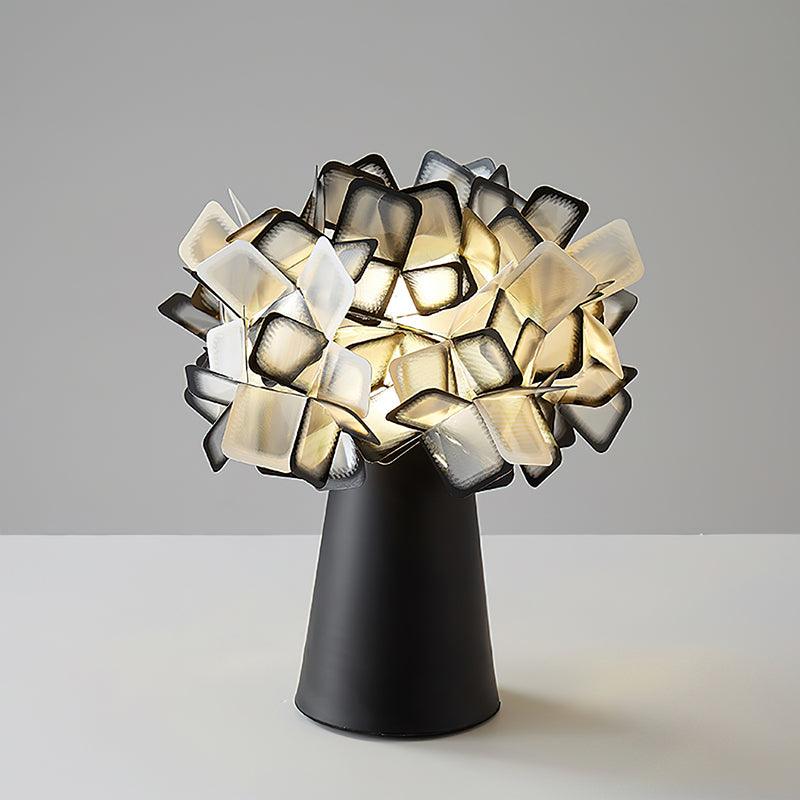 Illis Flower Table Lamp 10.2"