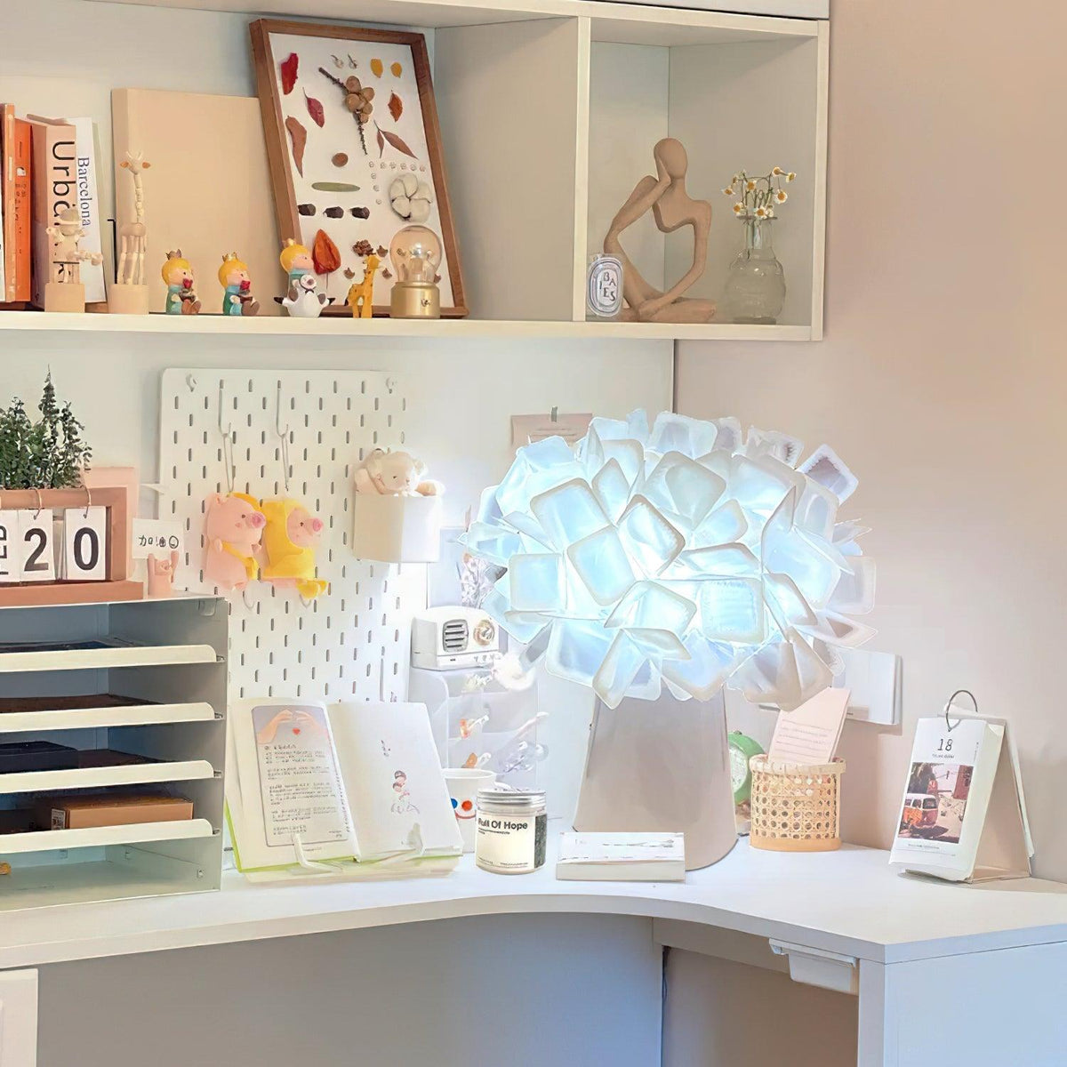 Illis Flower Table Lamp 10.2"