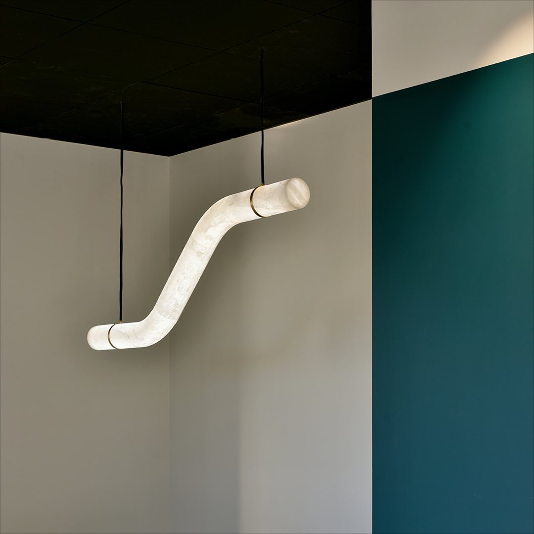 Streamlined Pendant Lamp