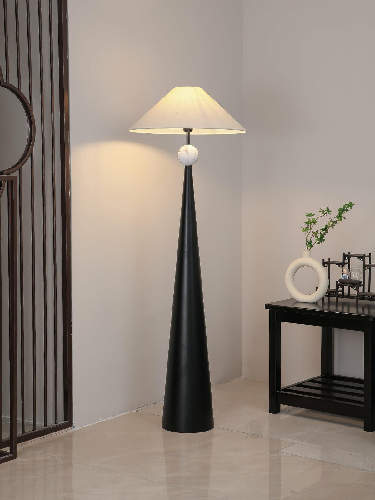 Innes Floor Lamp 21.7"