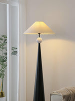 Innes Floor Lamp 21.7"