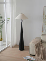 Innes Floor Lamp 21.7"