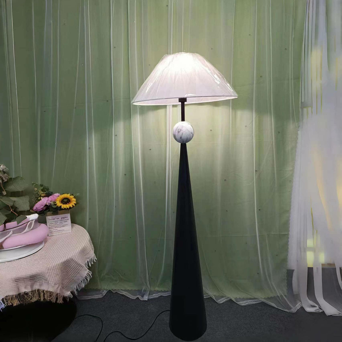 Innes Floor Lamp 21.7"