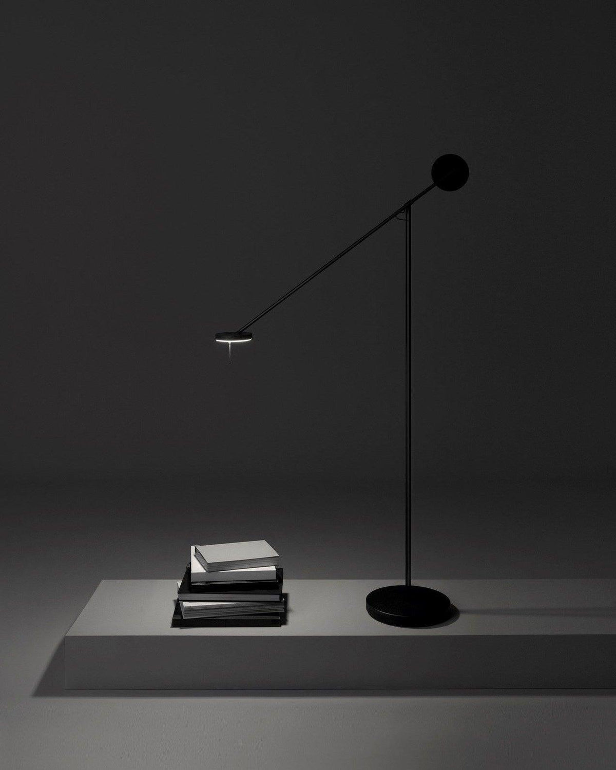Invisible Led C4 Floor Lamp 35.8"