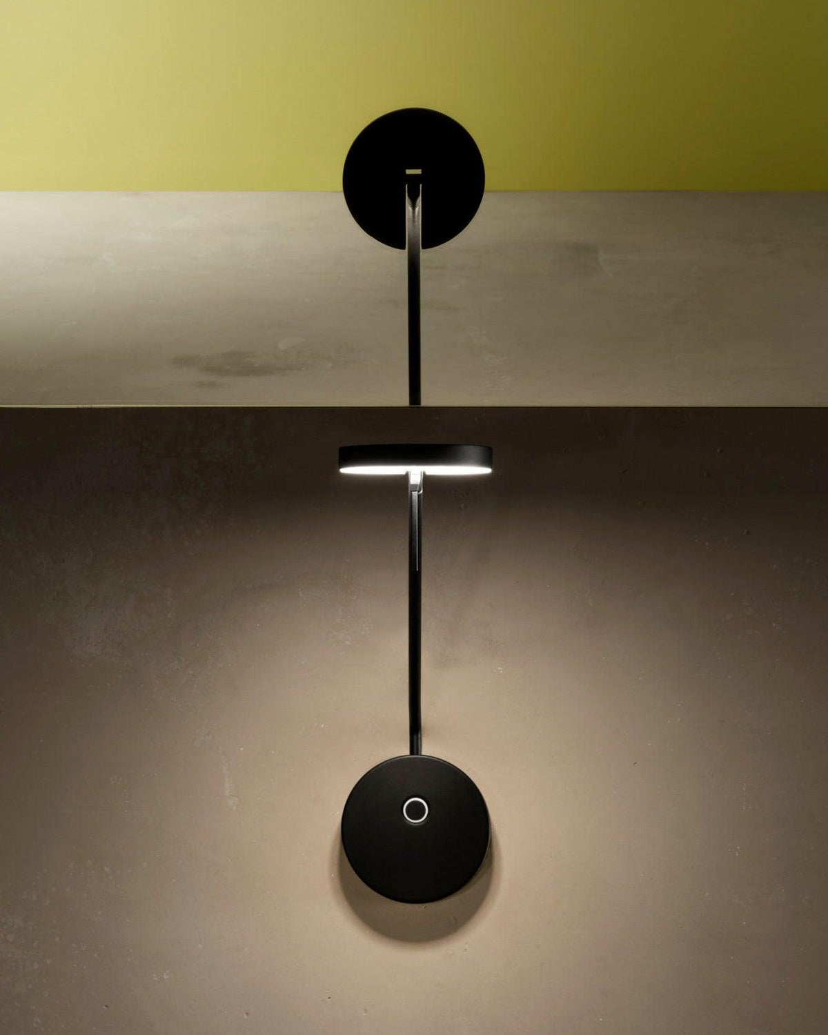 Invisible Led C4 Wall Light