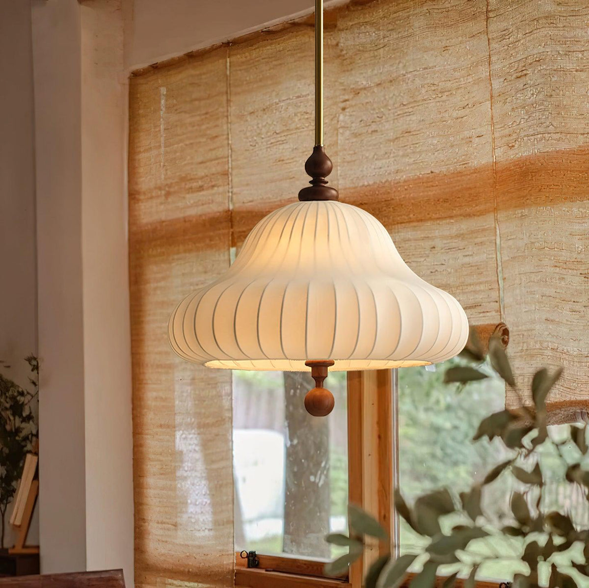 Isabella Bloom Pendant Light 19.7"