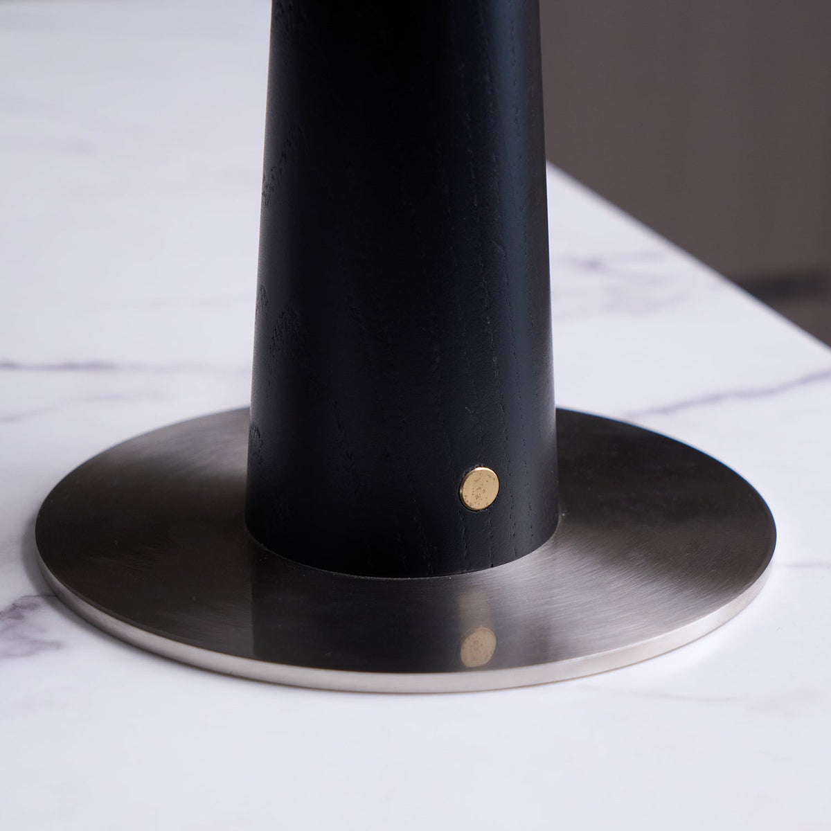 Kizu Peak Table Lamp