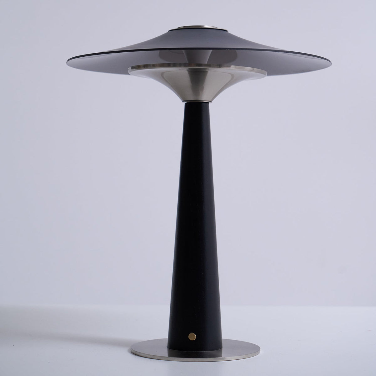 Kizu Peak Table Lamp