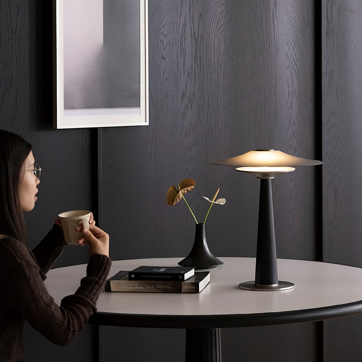 Kizu Peak Table Lamp