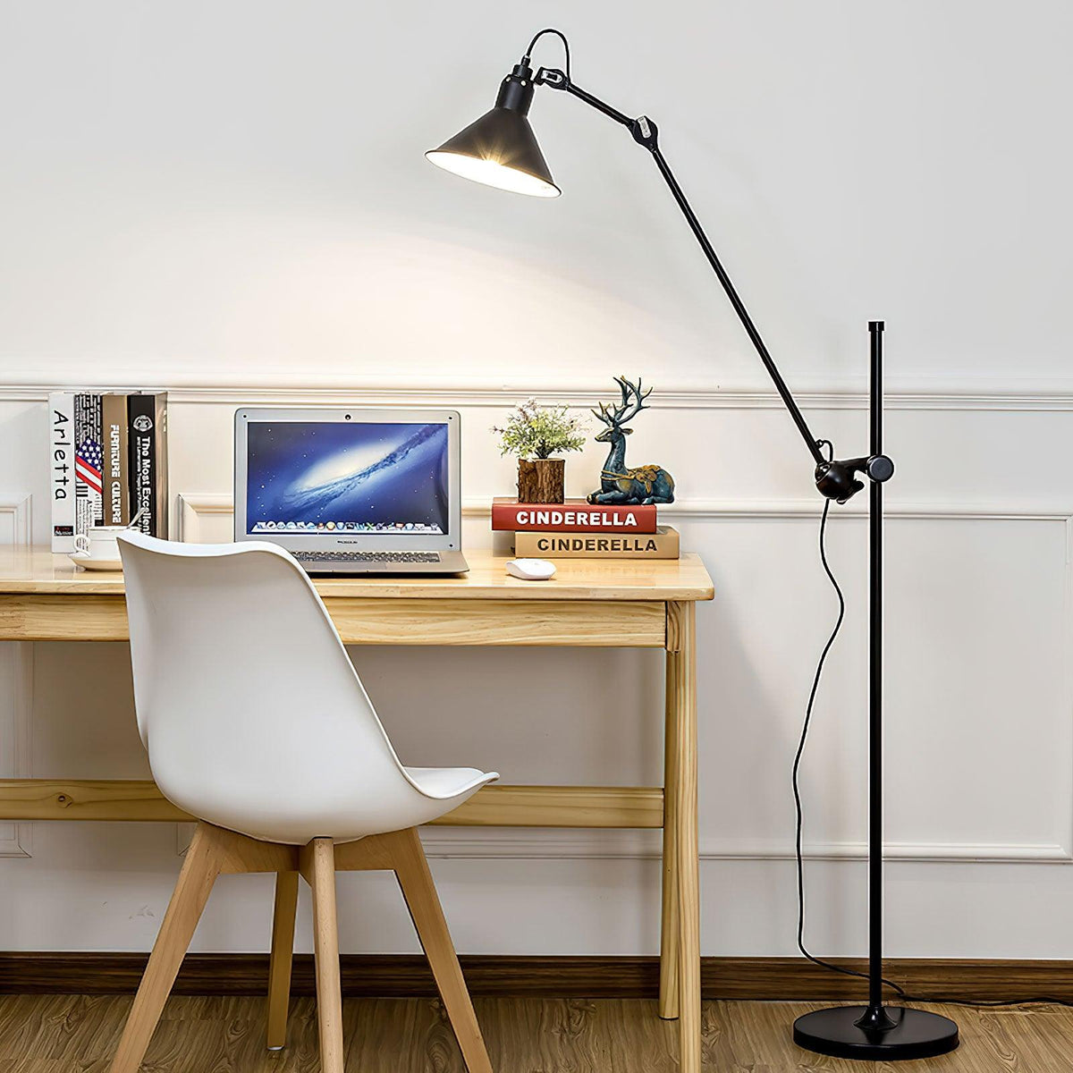 Versa Glide G215 Floor Lamp 12.6″