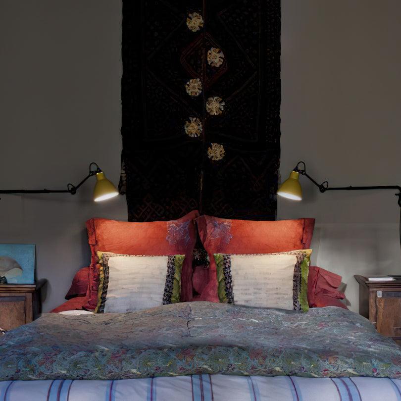 Versa Glide G203 Wall Light