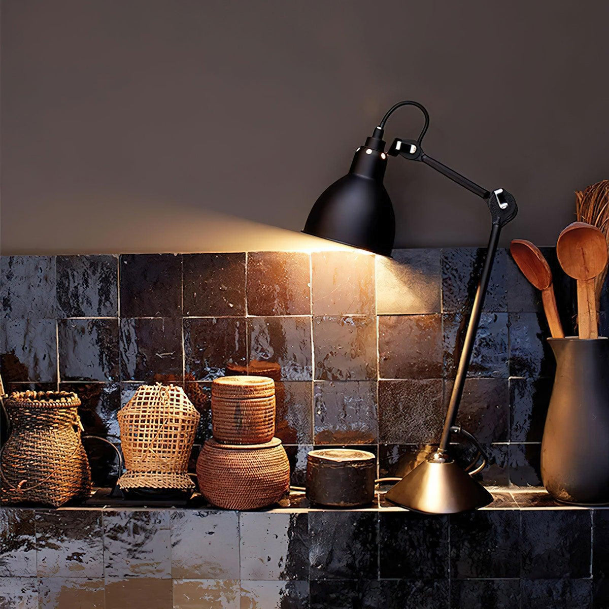 Versa Glide G205 Table Lamp 6.5″