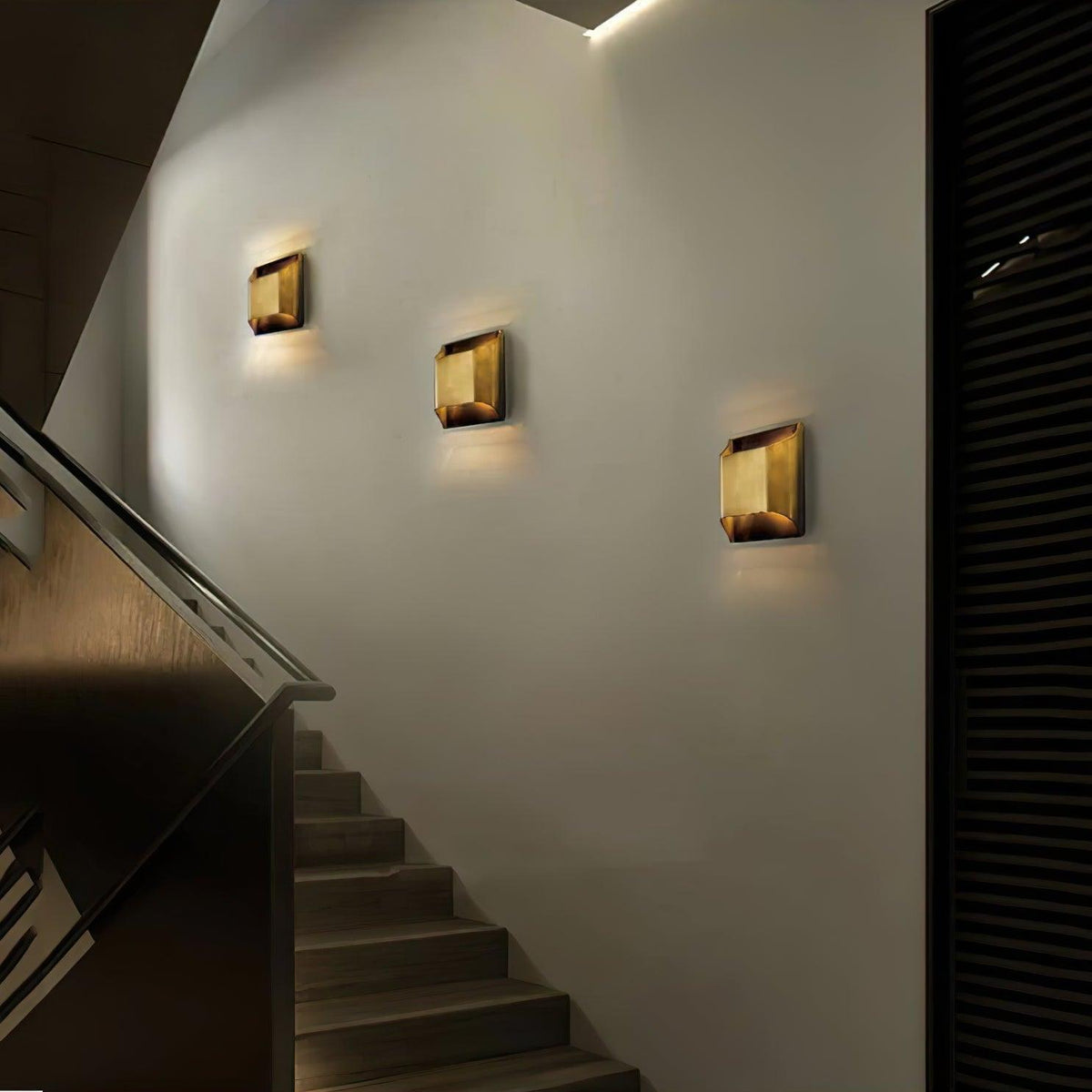 Leclerc Brass Wall Lamp