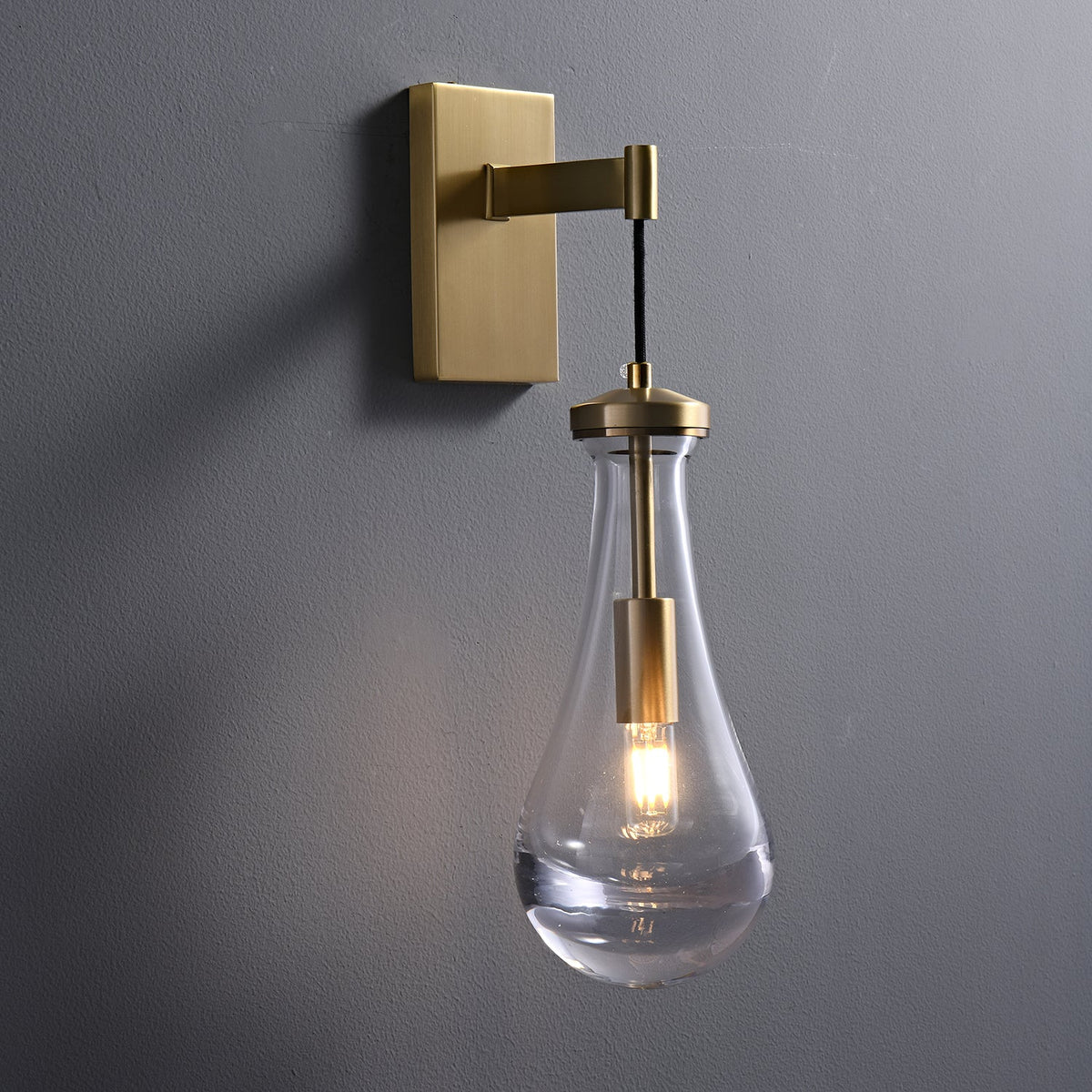 Leontine Glass Wall Lamp