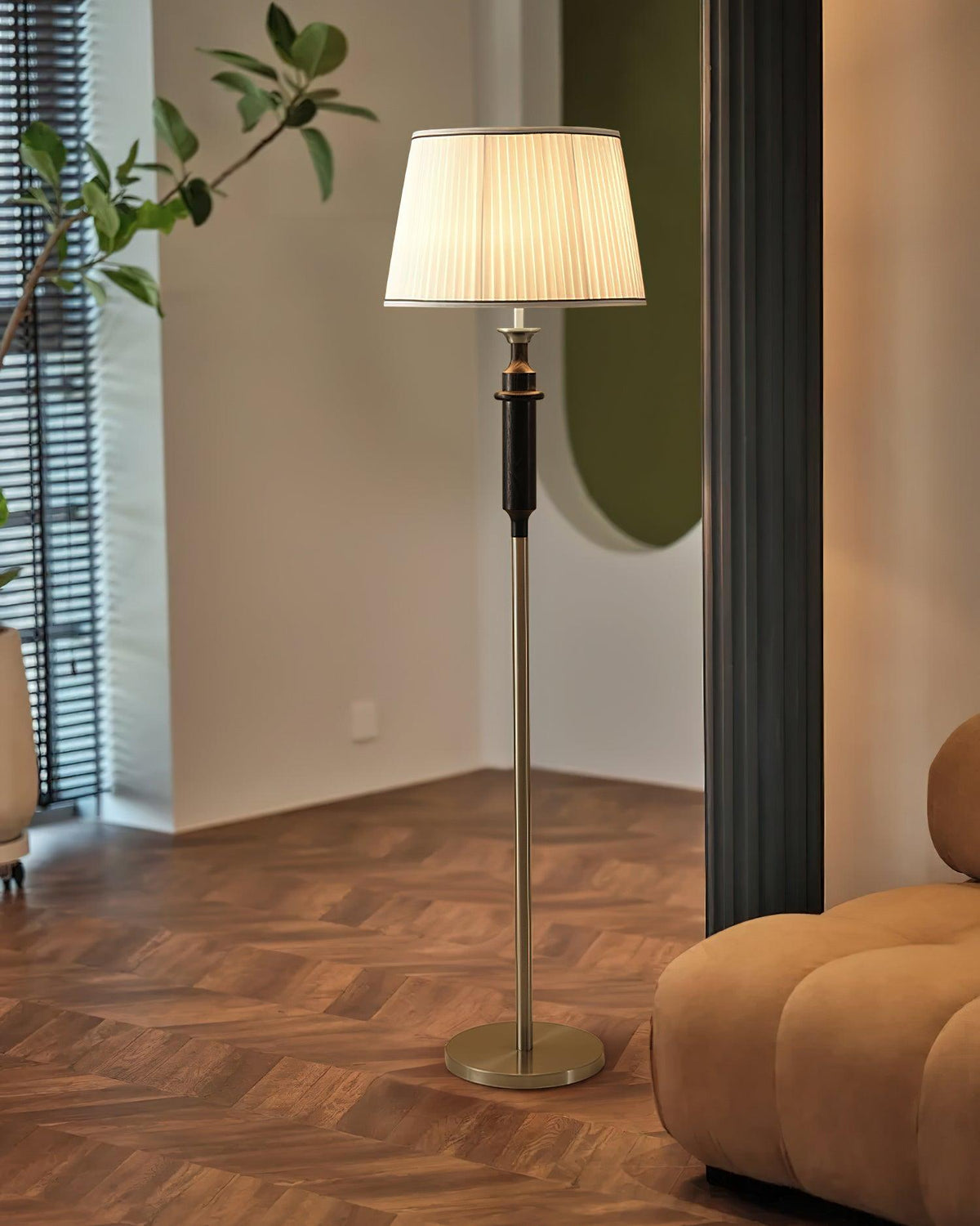 Lexington Floor Lamp 17.7"