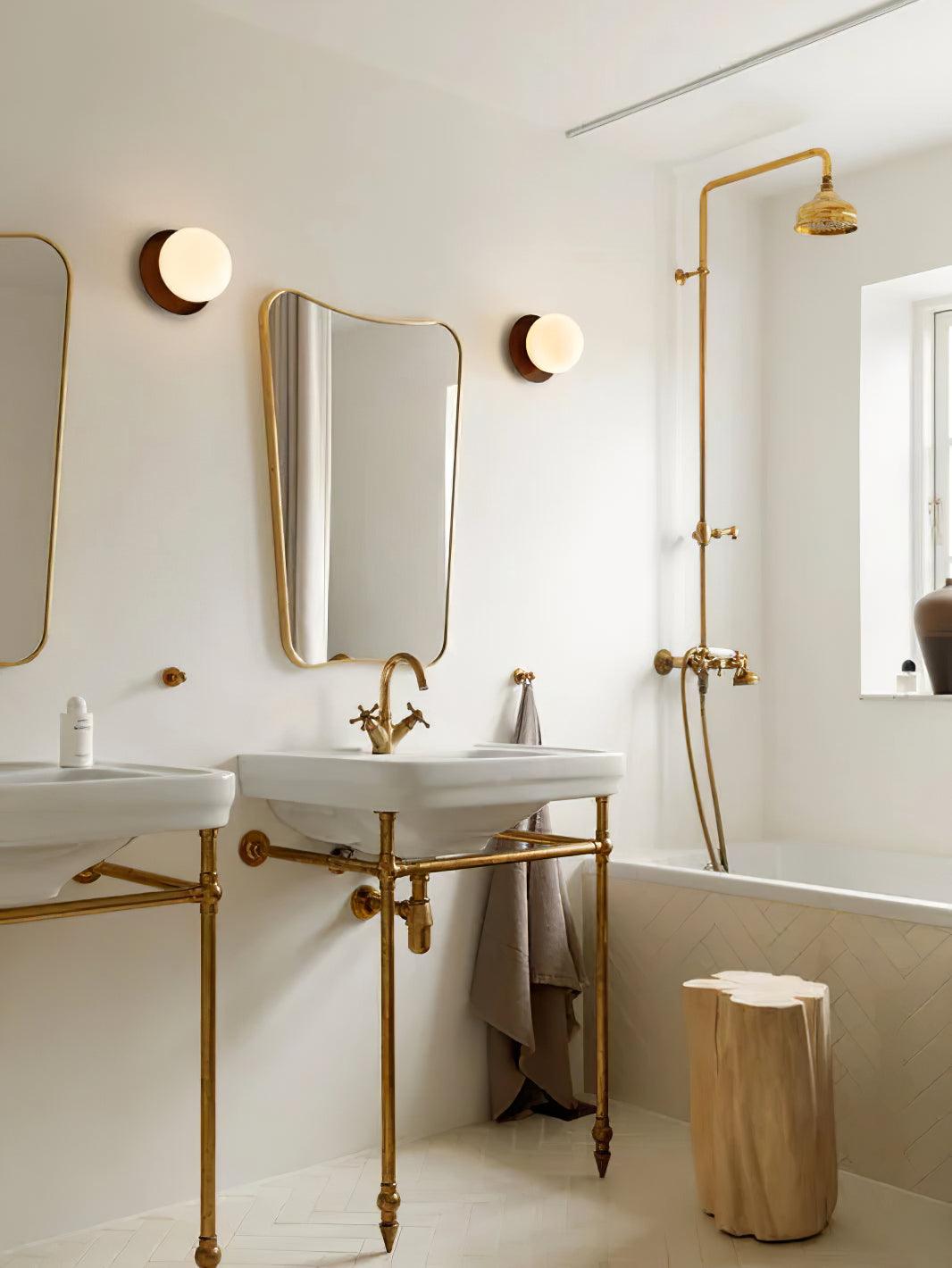 Liila Wall Lamp 5.9"