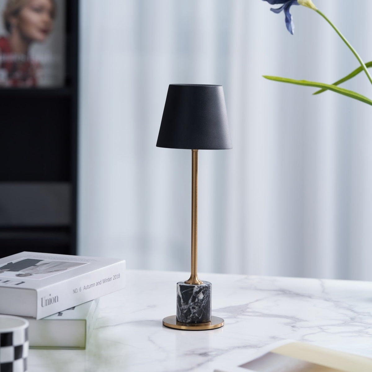 Lirio Mini Marble Table Lamp