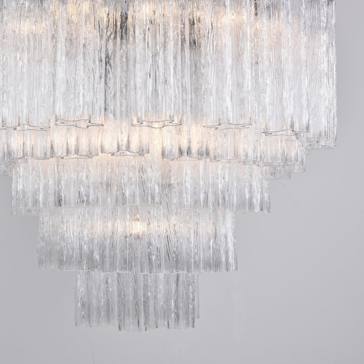 Lucente Murano Chandelier