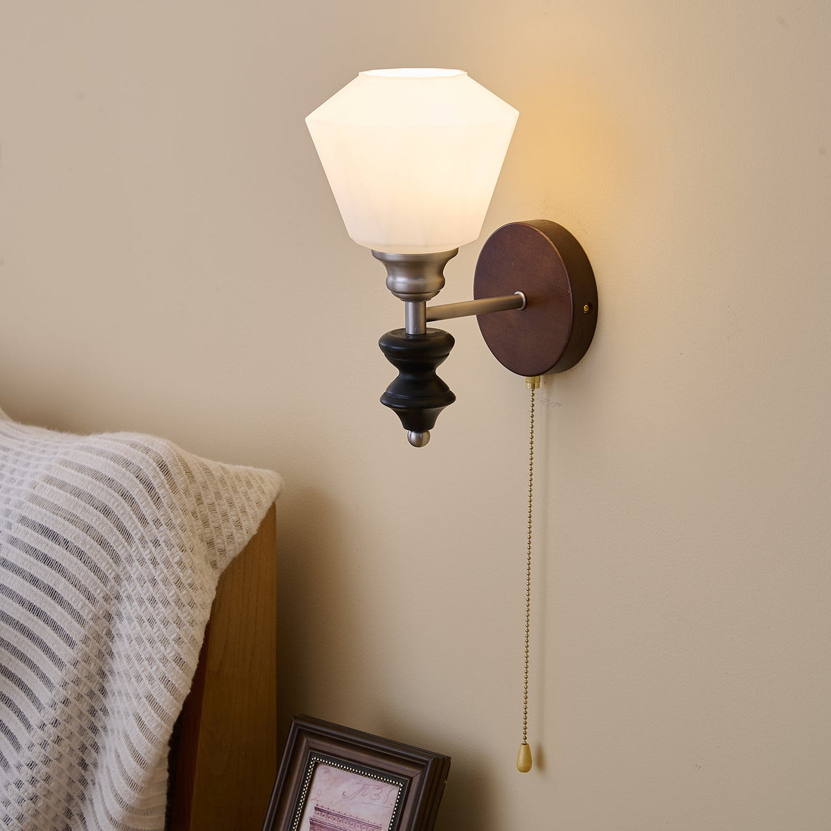 Lucille Wall Lamp