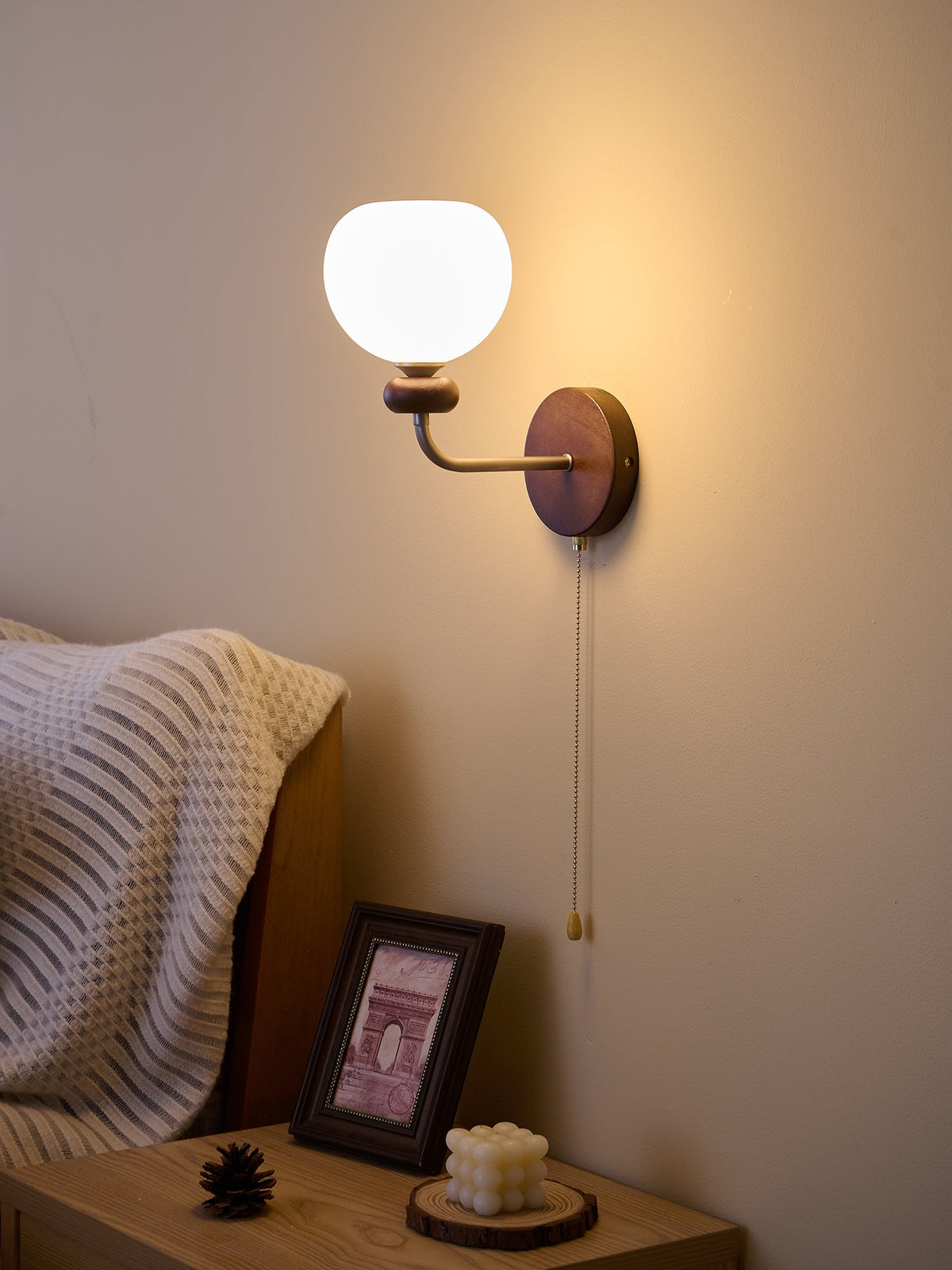 Lucille Wall Lamp