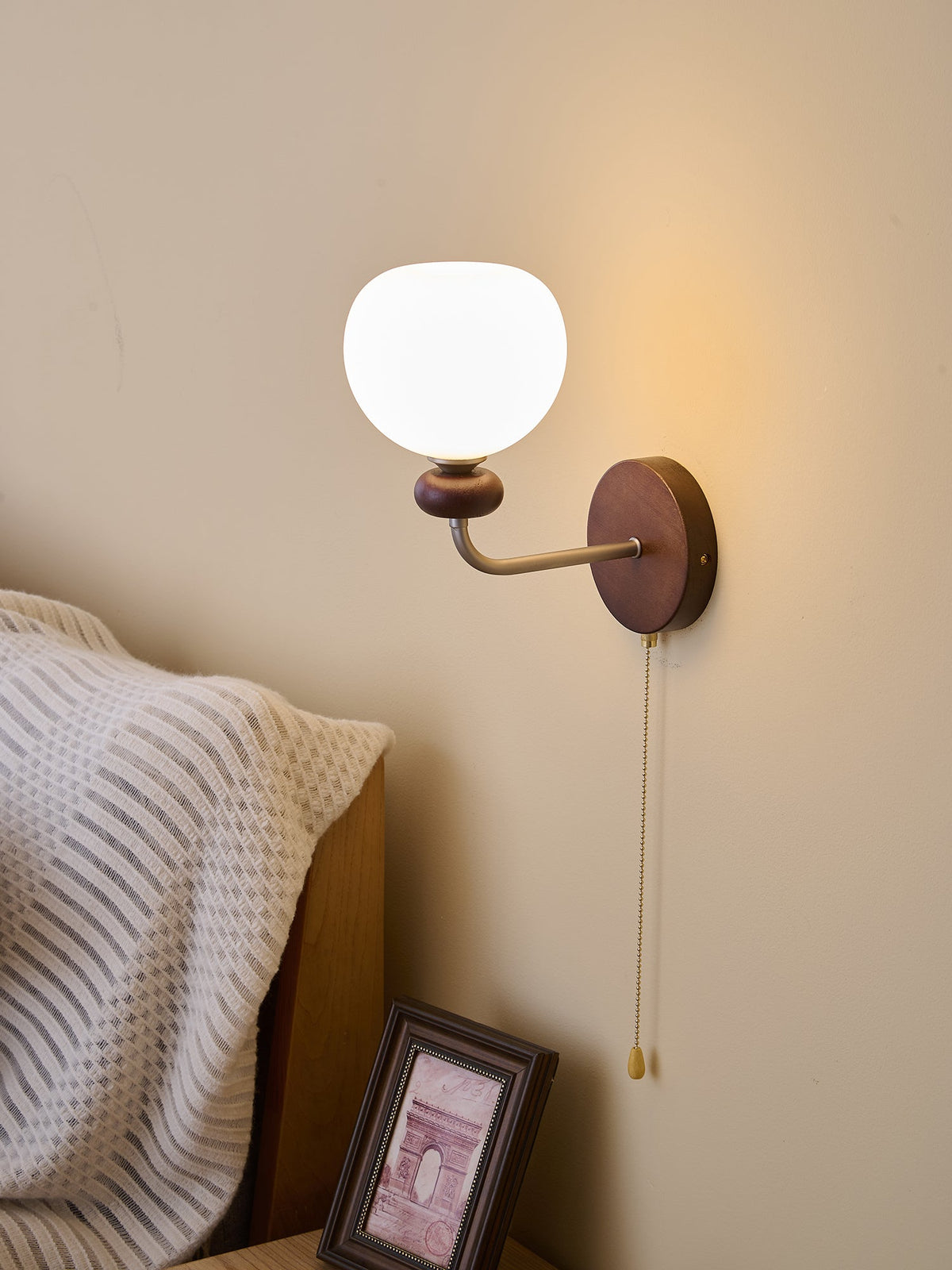 Lucille Wall Lamp
