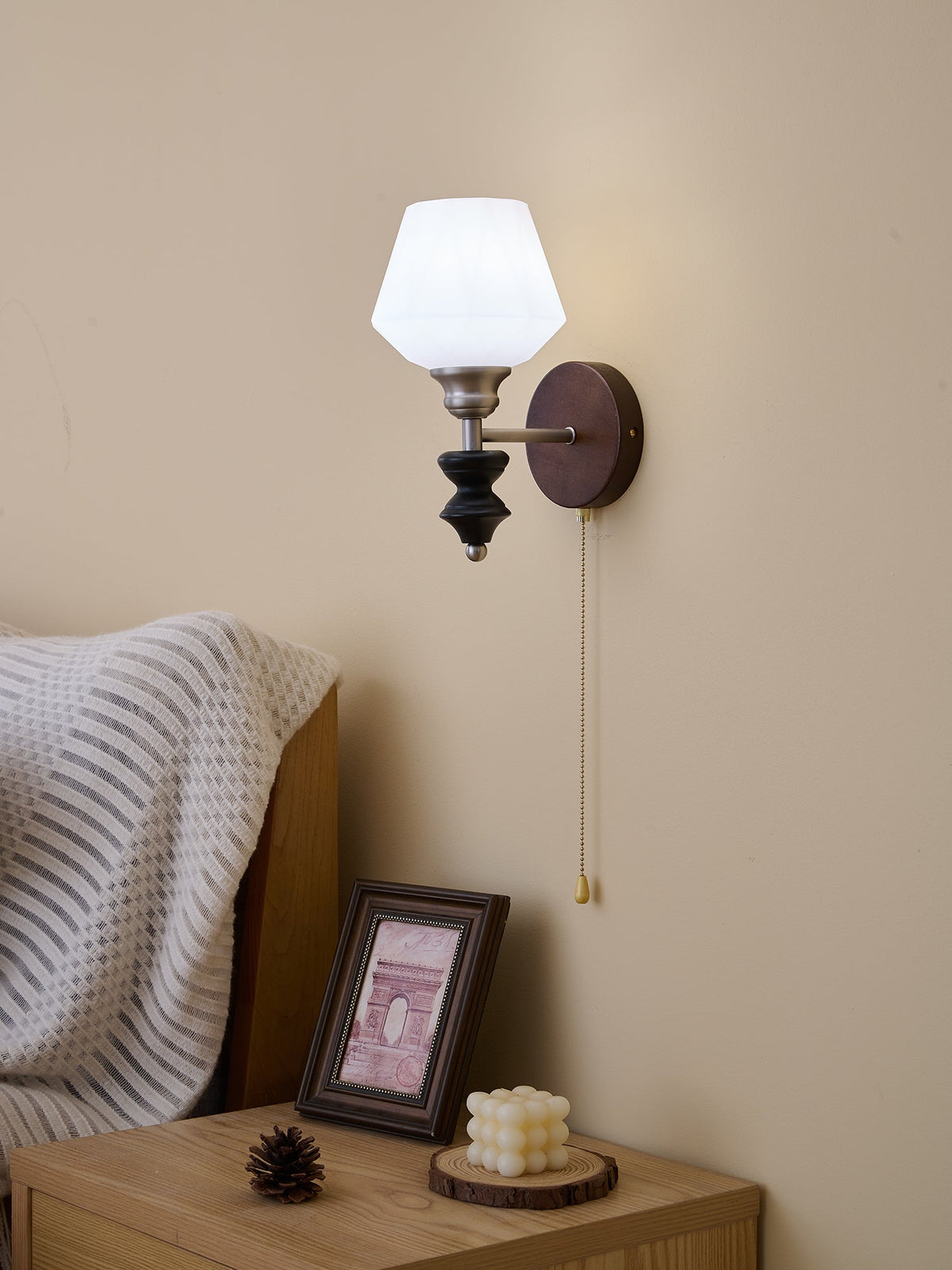 Lucille Wall Lamp