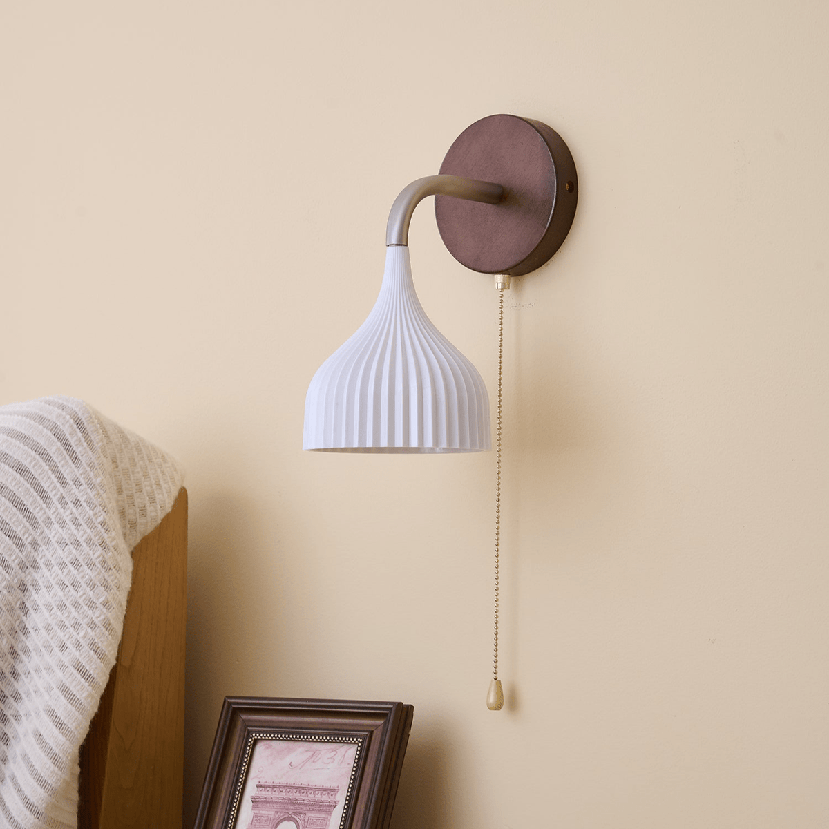 Lucina Wall Lamp