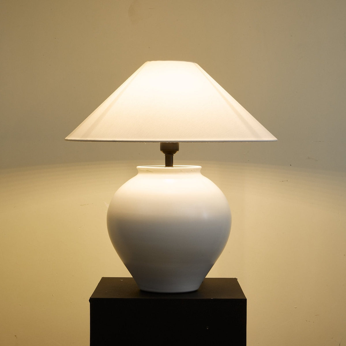 Luma Ceramic Table Lamp