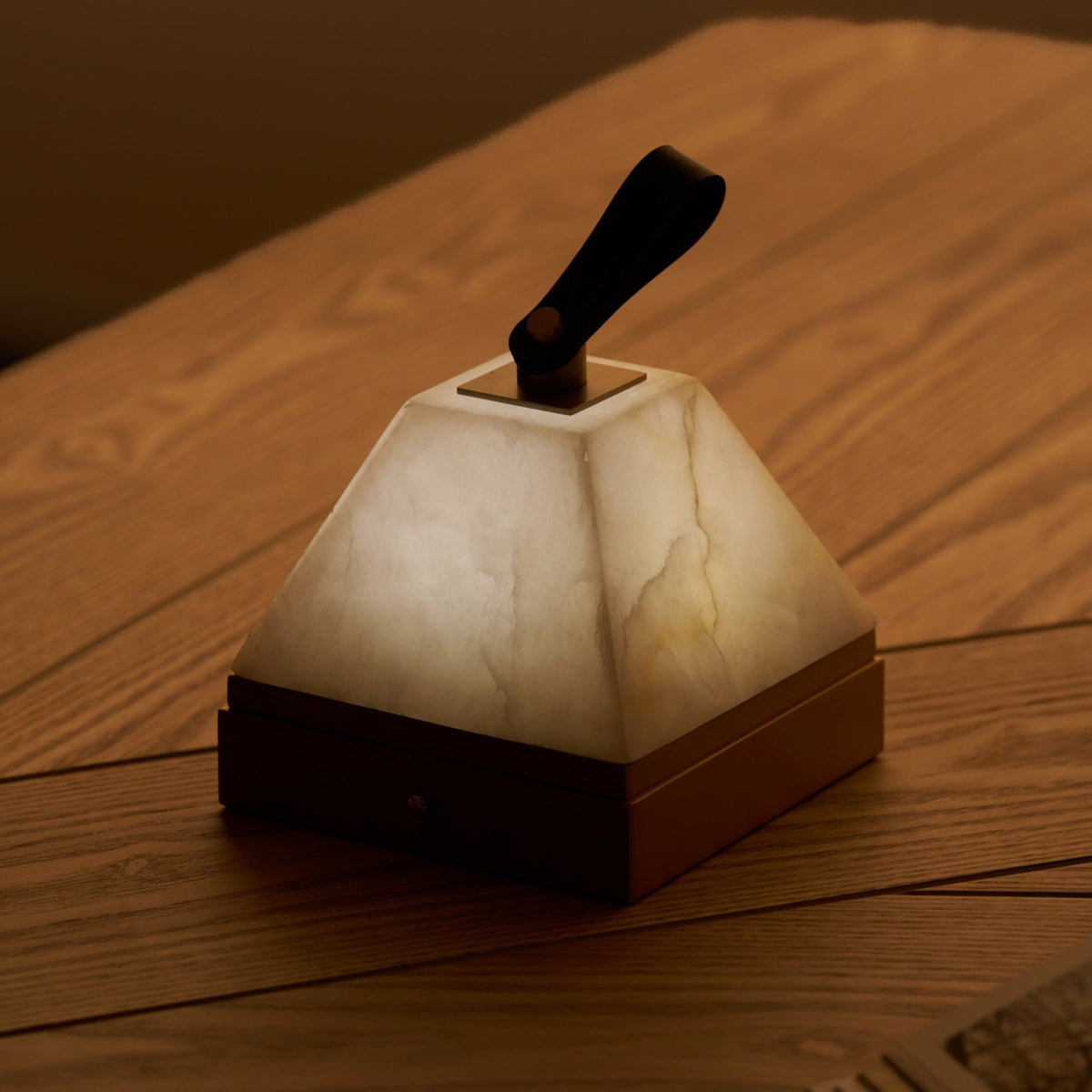 Luma Cube Portable Lamp