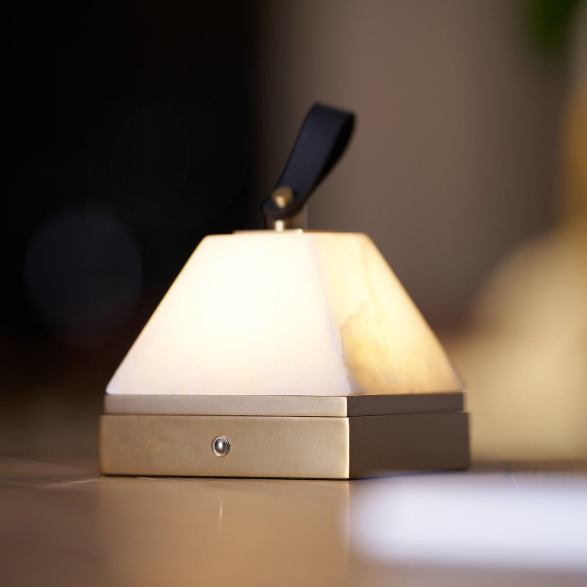 Luma Cube Portable Lamp