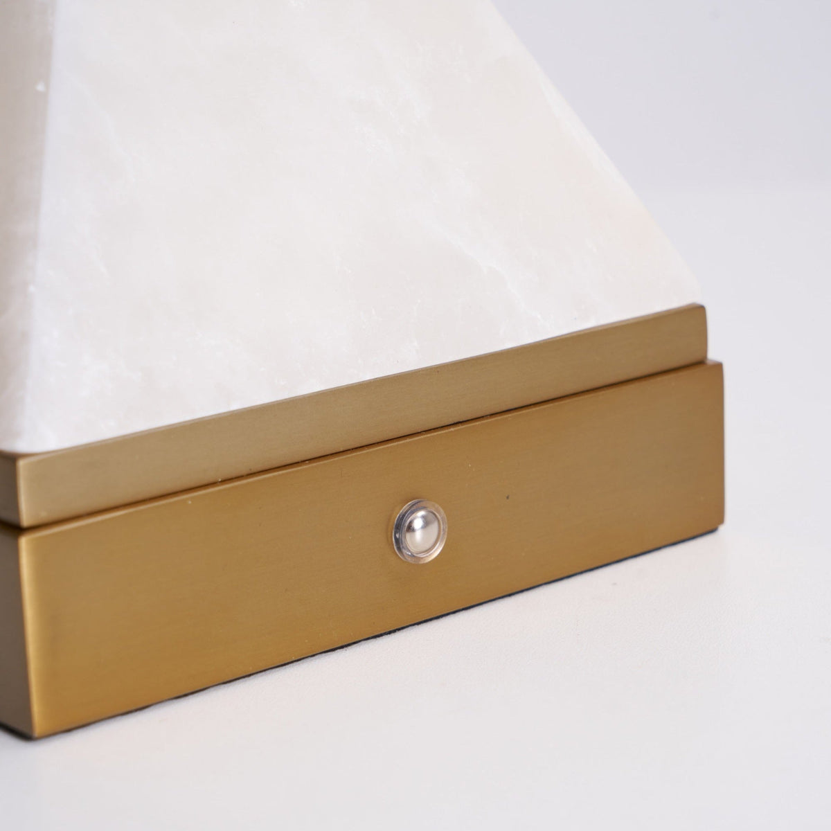 Luma Cube Portable Lamp