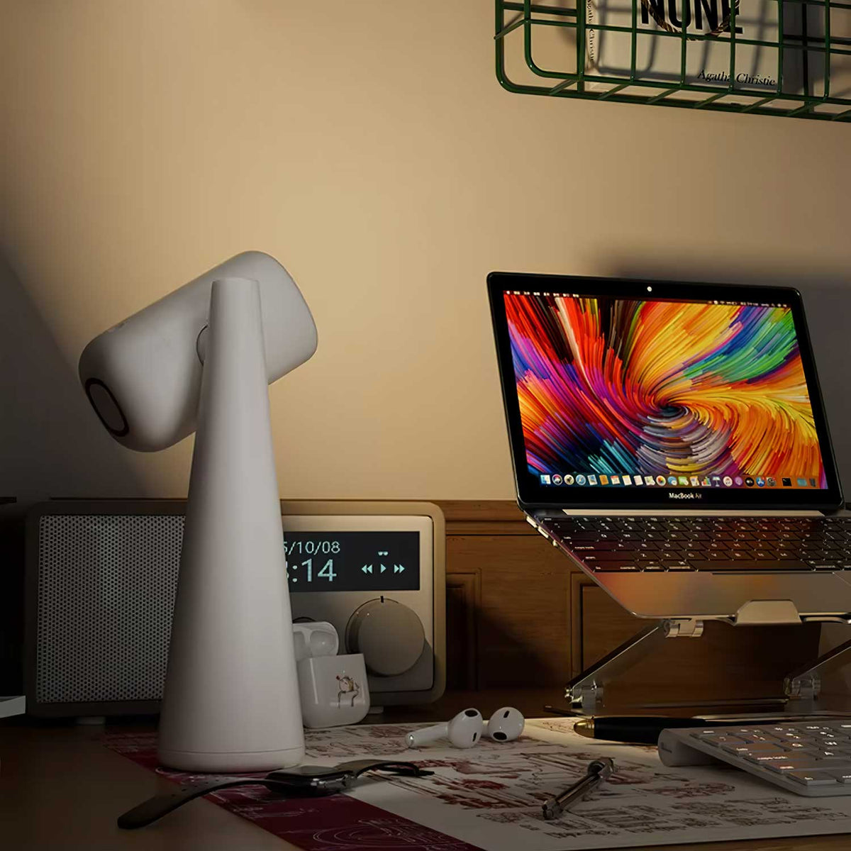 Lumenova Table Light