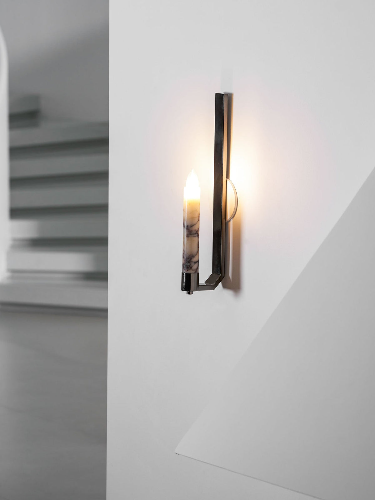 Lumivolt Wall Sconce