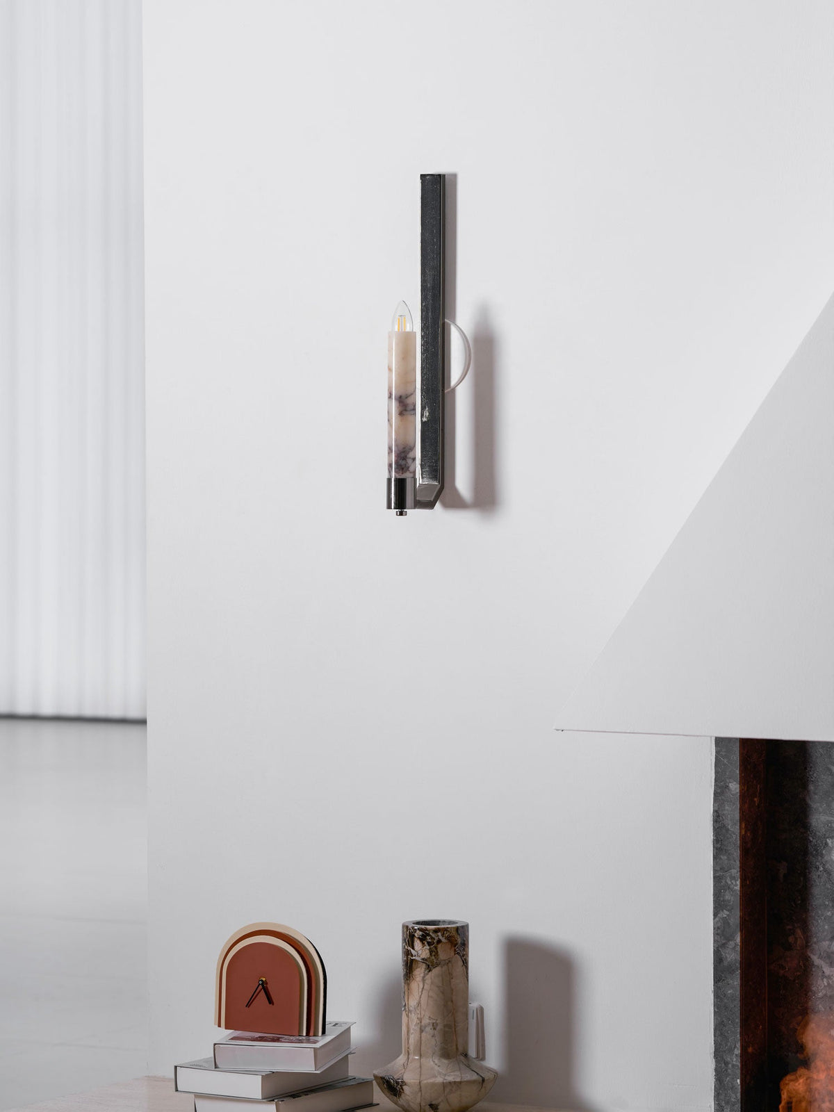 Lumivolt Wall Sconce