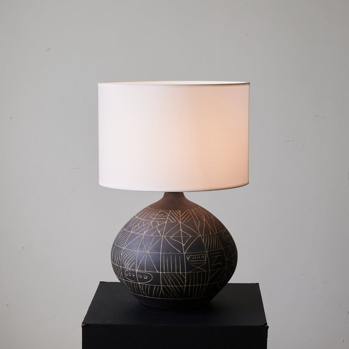 Lunari Etch Table Lamp
