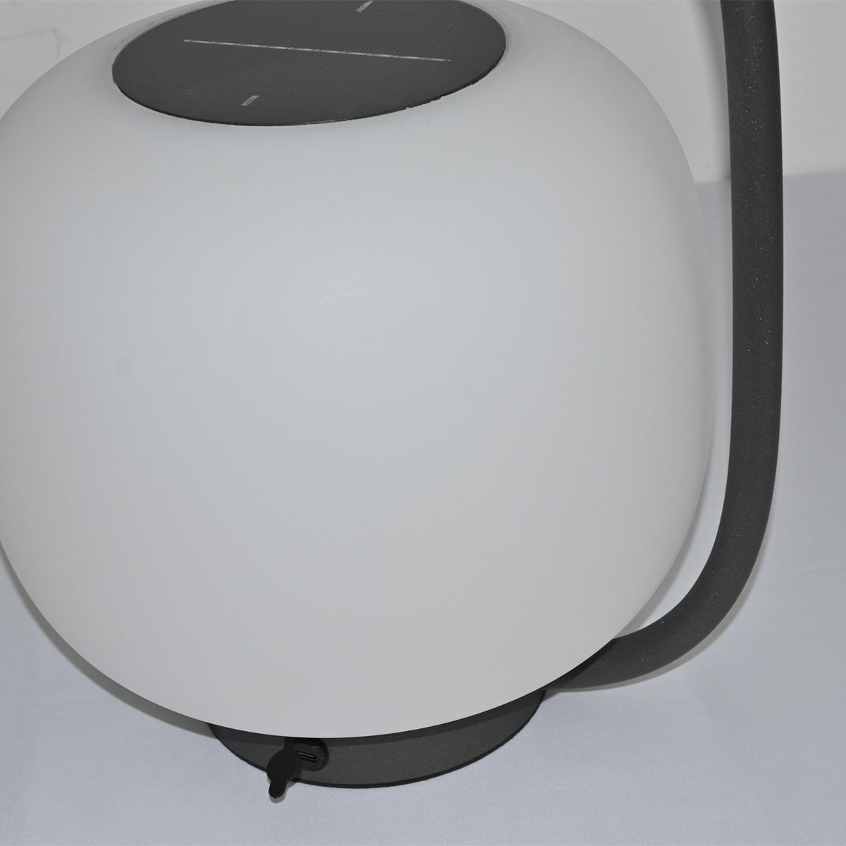 Lunava Lantern Outdoor Lamp