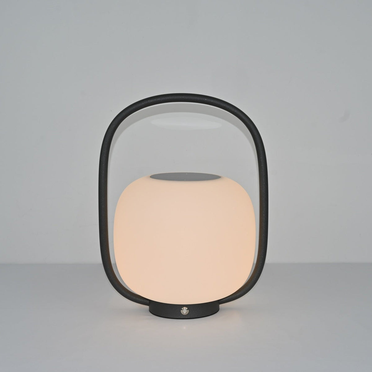 Lunava Lantern Outdoor Lamp