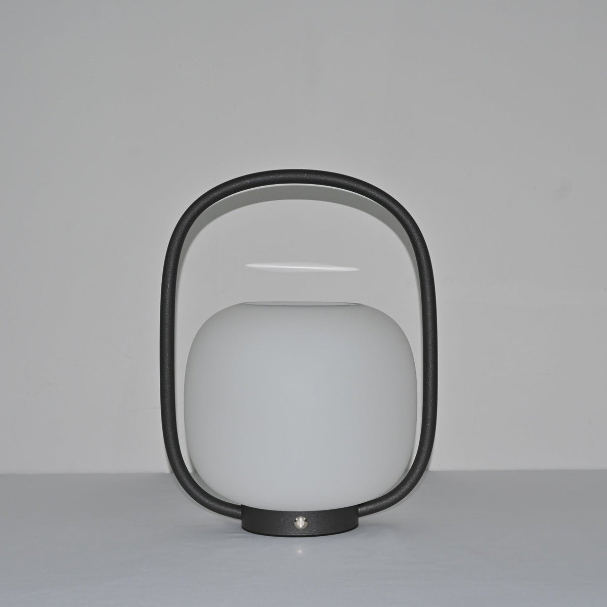 Lunava Lantern Outdoor Lamp