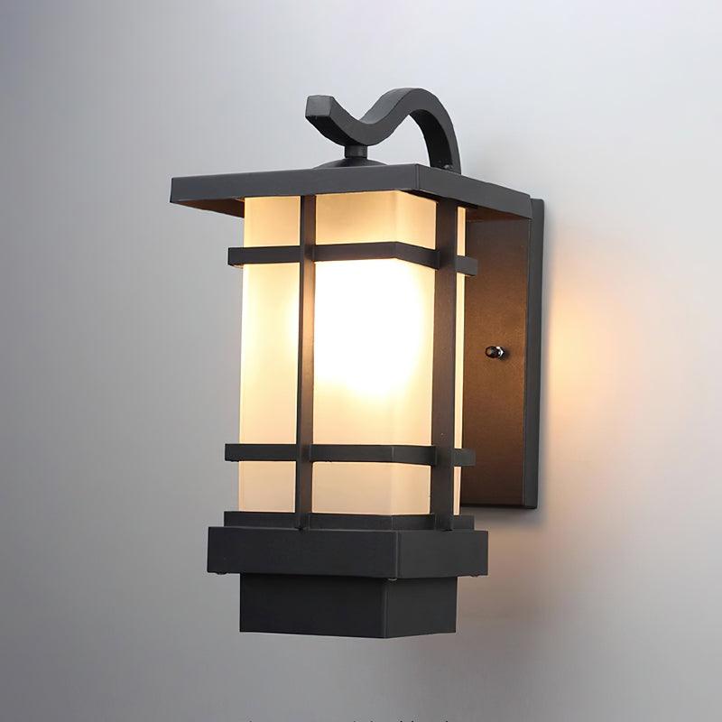 Madison Outdoor Wall Lamp