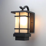 Madison Outdoor Wall Lamp